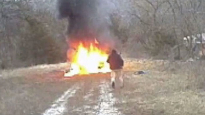 Kansas car fire_82620