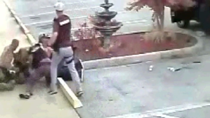 Police Beating Caught On Camera_82580