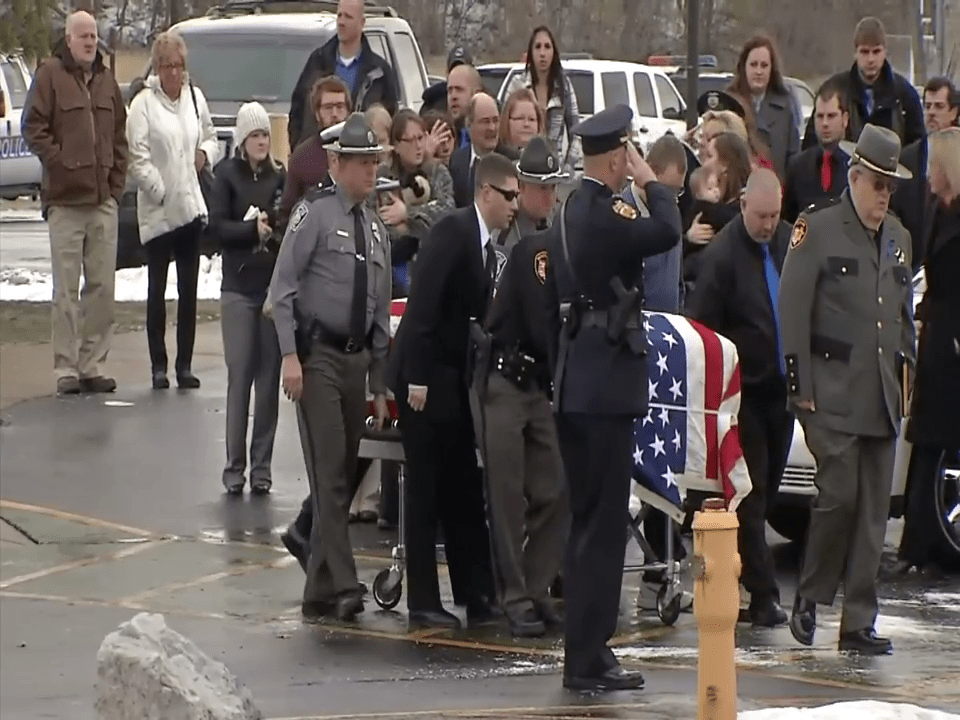 Funeral for fallen officer_80771