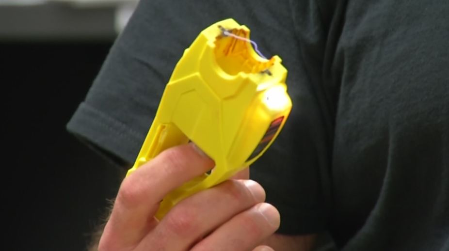 TASER_103722