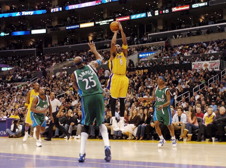 Kobe Bryant_112722