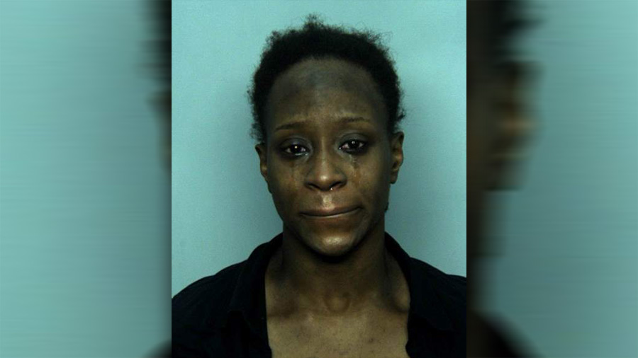 woman charged_119585