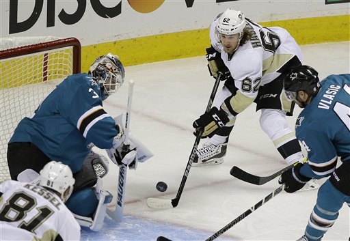 Carl Hagelin, Martin Jones_136707