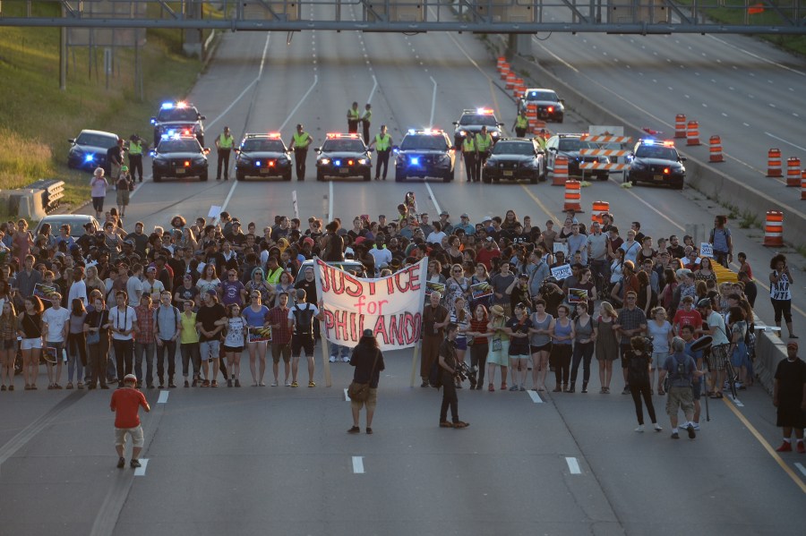 APTOPIX Police Shootings Minnesota_147385