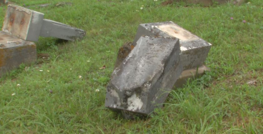 CEMETERY_155237