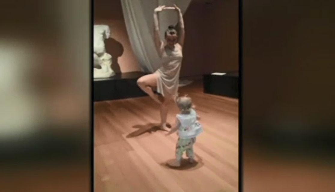 dancing_154476