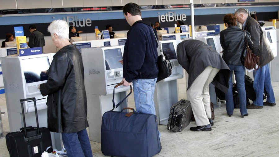 airport-checkin_177611