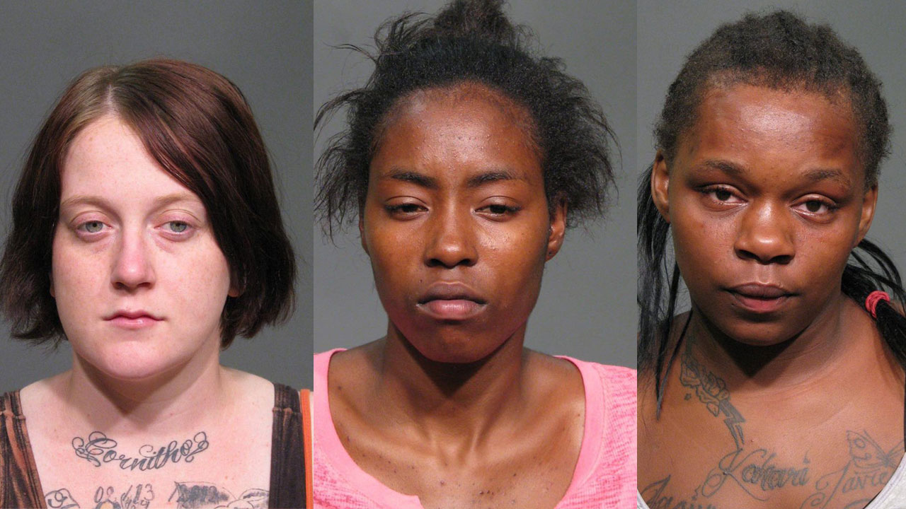 Emily-McGinnis,-Mona-Lisa-ConleY,-Jasmine-Medley_165827