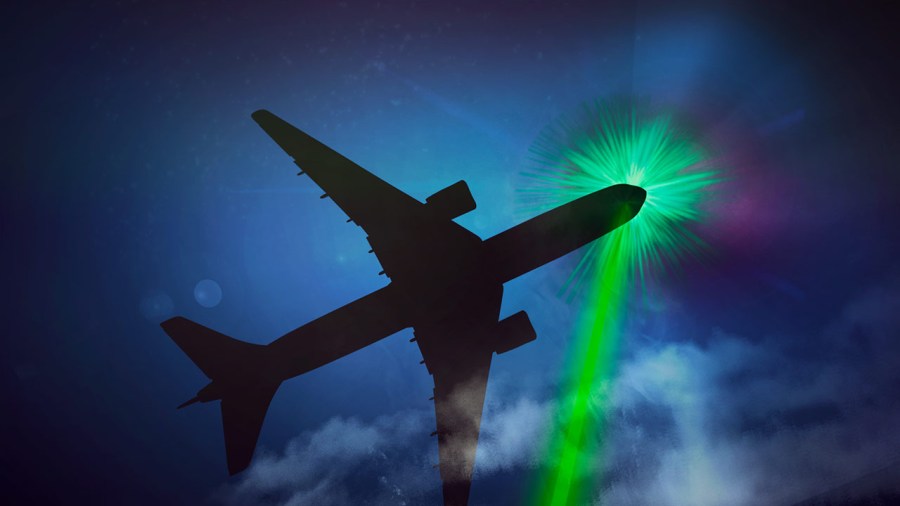 laster-plane_162050