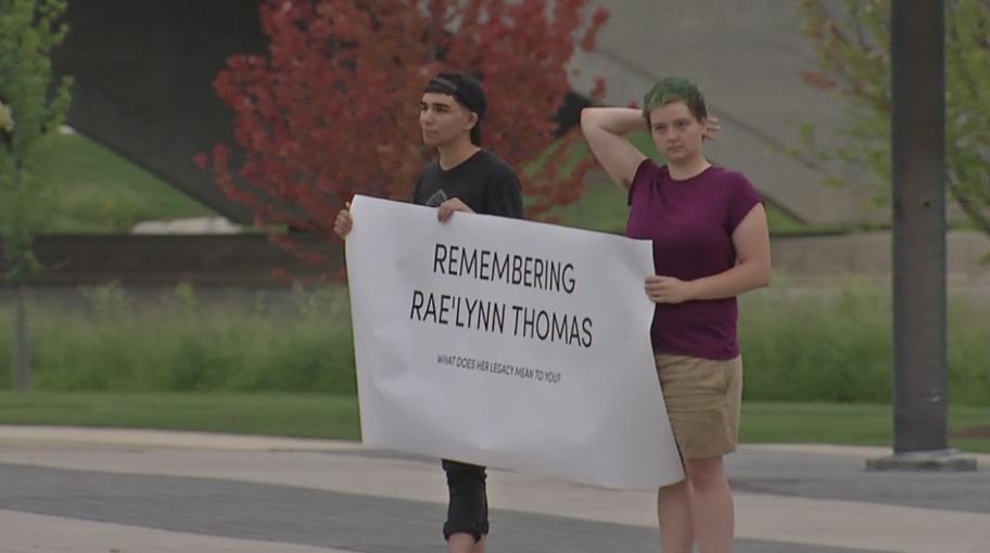 Vigil for Murder Victim_175101