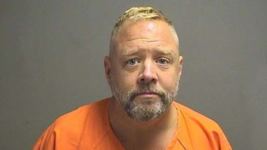 brent-davis-substitute-teacher-at-austintown-schools-charged-with-gross-sexual-imposition-and-tampering-with-evidence_190919