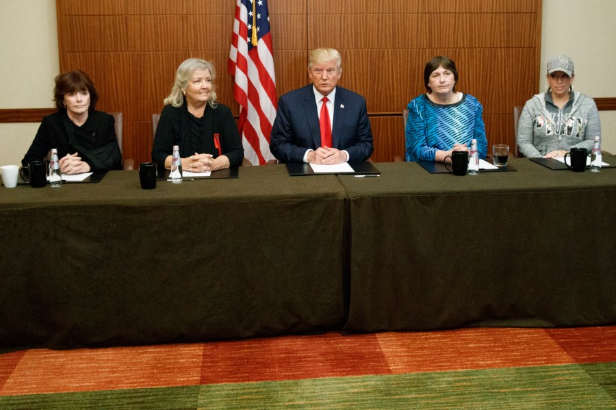 Donald Trump, Paula Jones, Kathy Shelton, Juanita Broaddrick, Kathleen Willey_192943