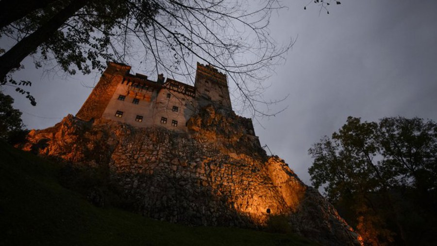 dracula-castle_196163