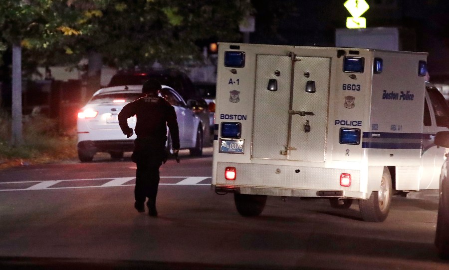 Officers Shot Boston_194244