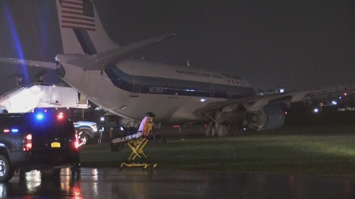 pence-plane_200748