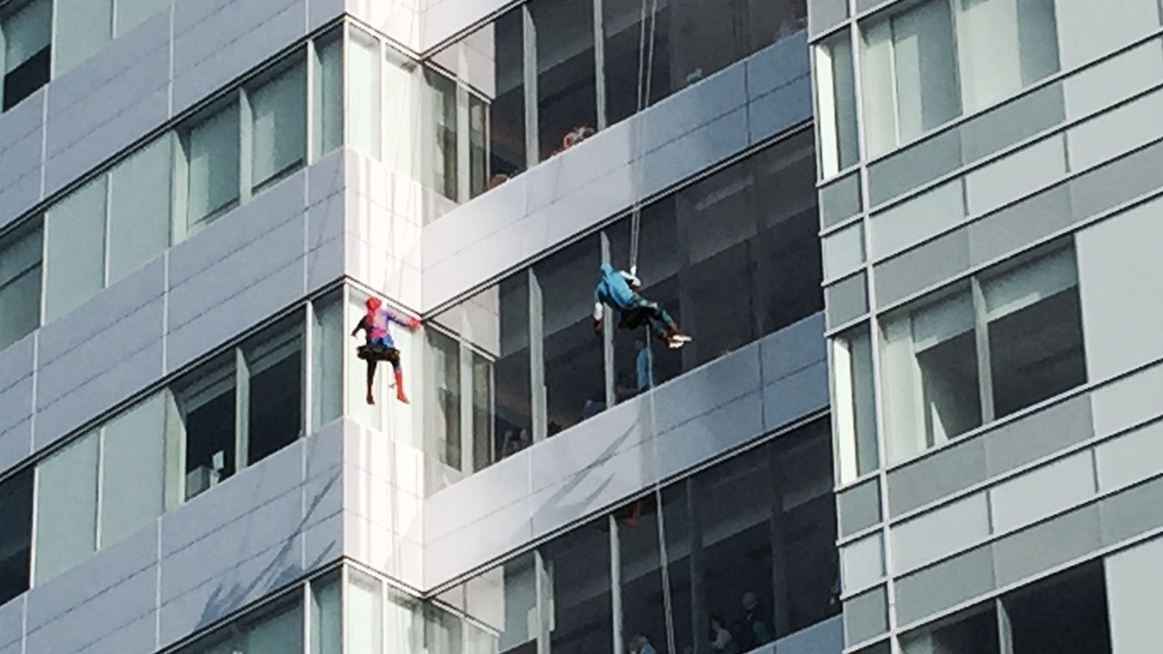 superhero-window-washers_200964