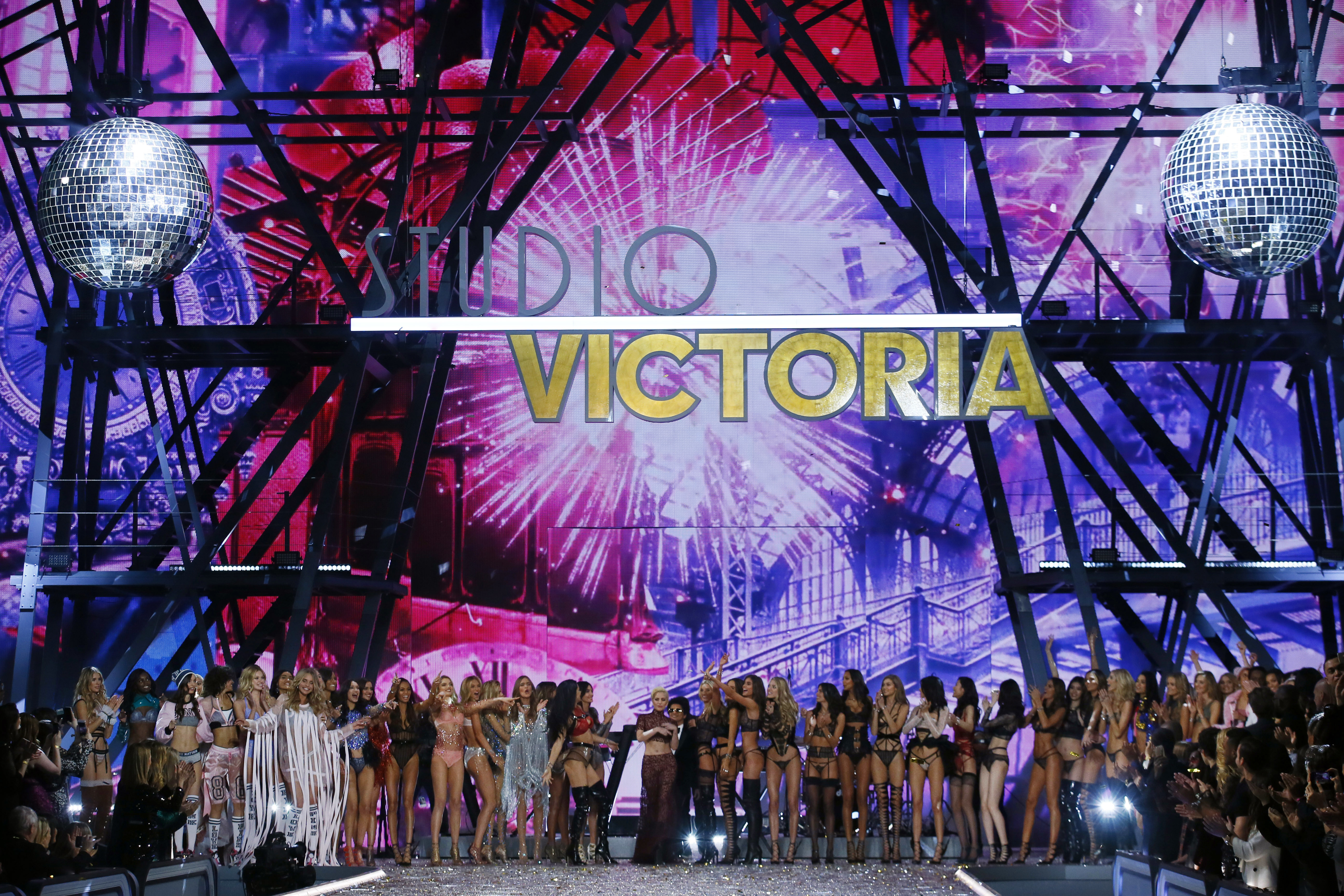 France Victoria's Secret_214671