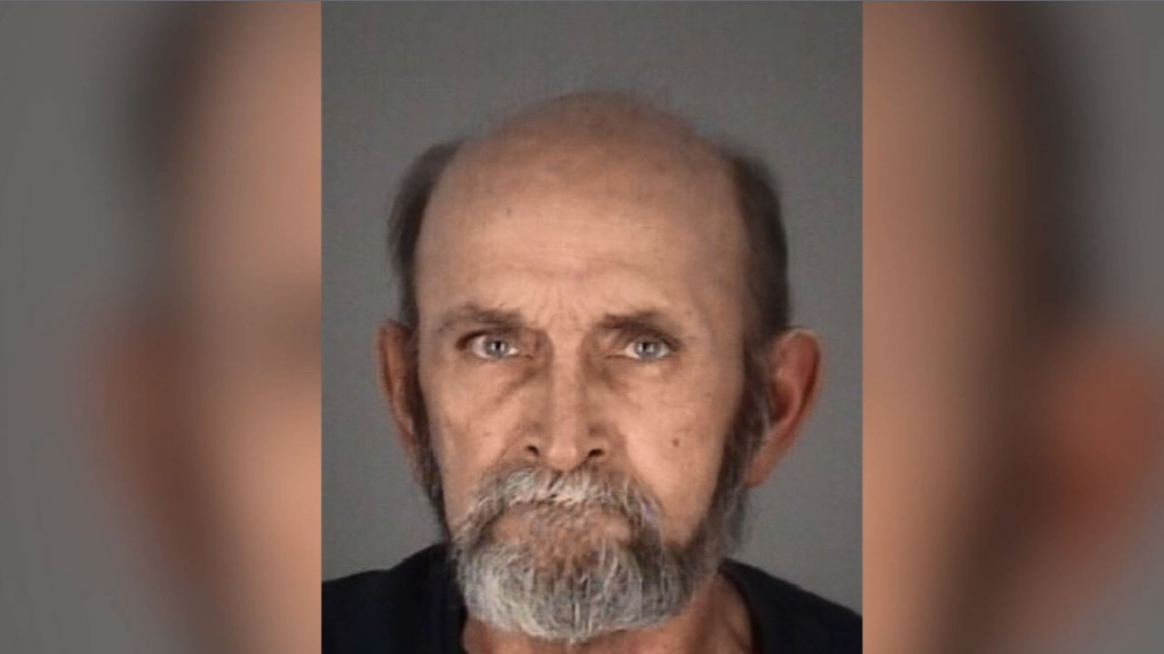 landlord-robs-tennants_204094