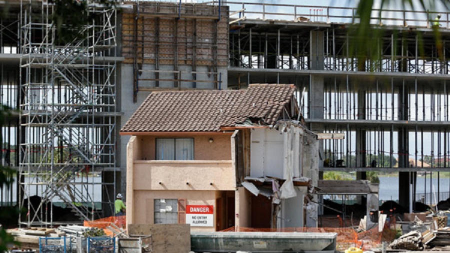 lasttownhome_203524