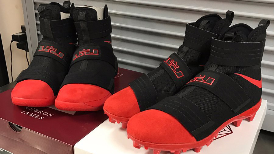 lebron-cleats-1_212271