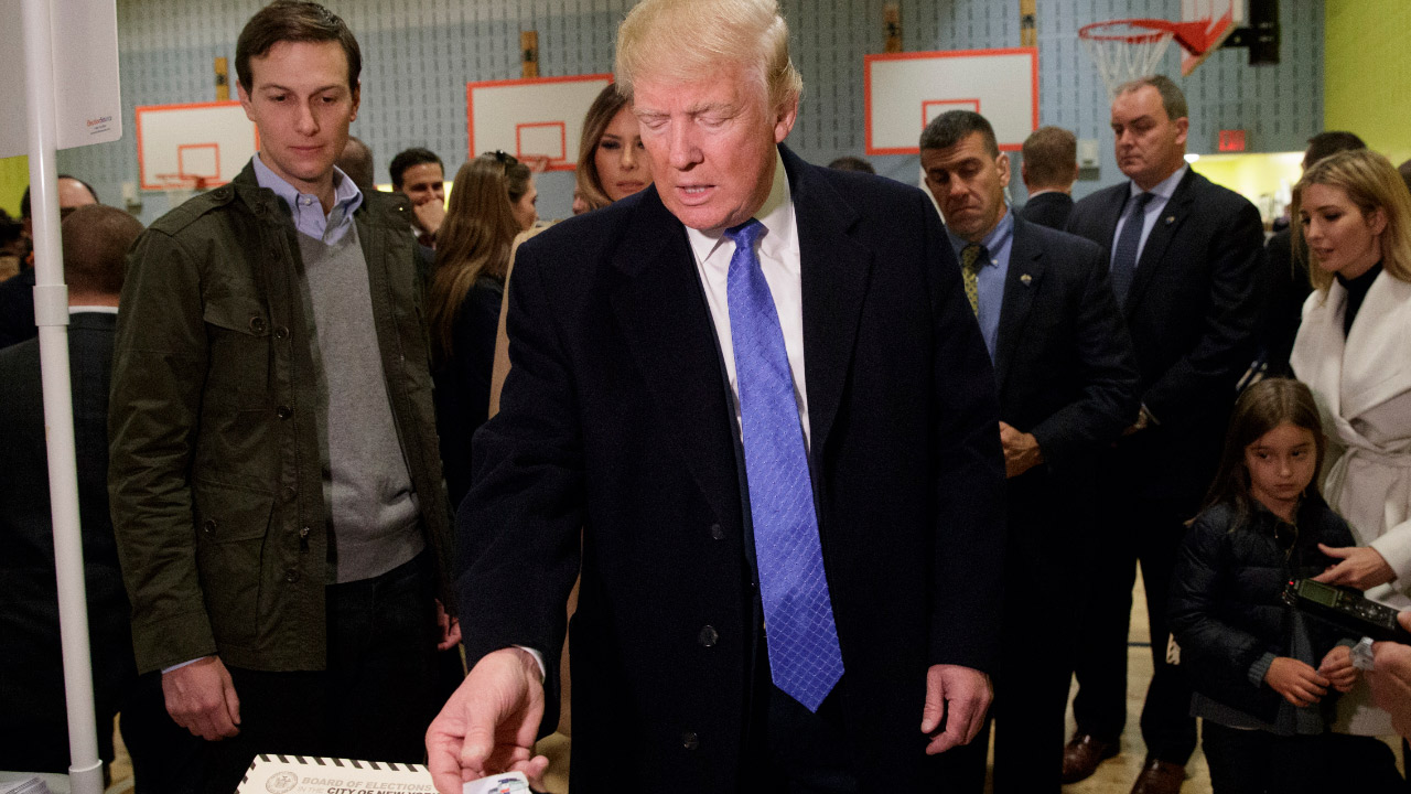 trump-voting_205373
