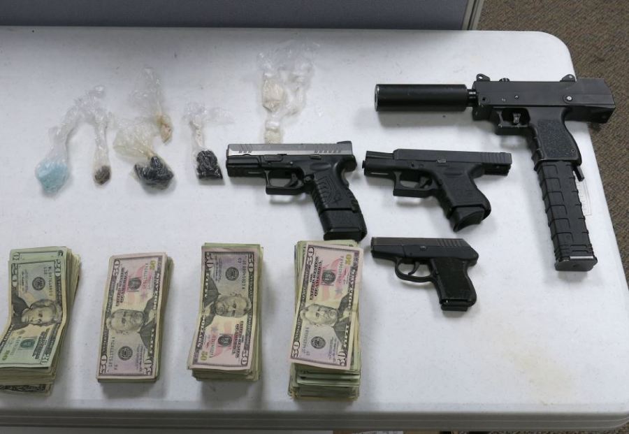 whitehall-police-narcotics-raid_204171