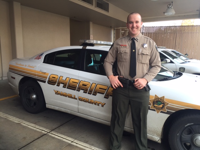 deputy-pays-bill_koin_217273