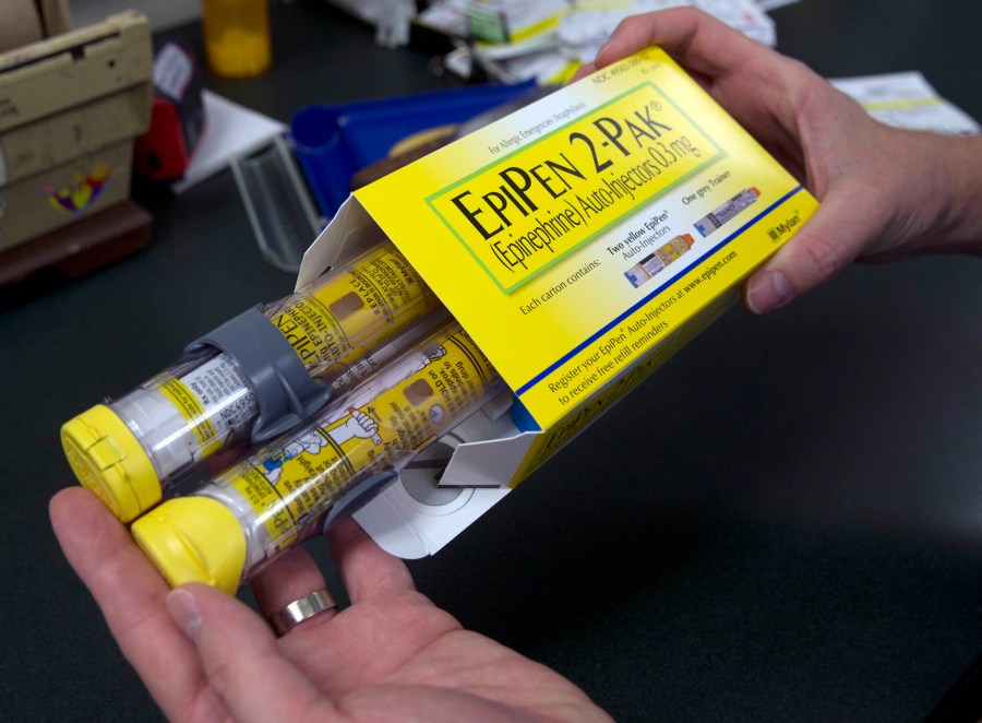 Mylan Generic EpiPen_221410
