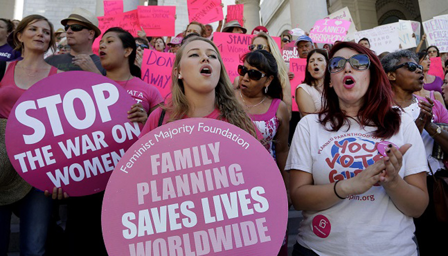 2016 Campaign-Abortion Divide_220672