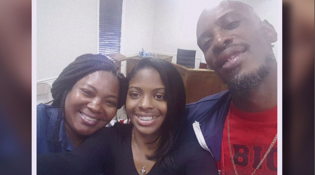 kamiyah-mobley-meets-family_231680