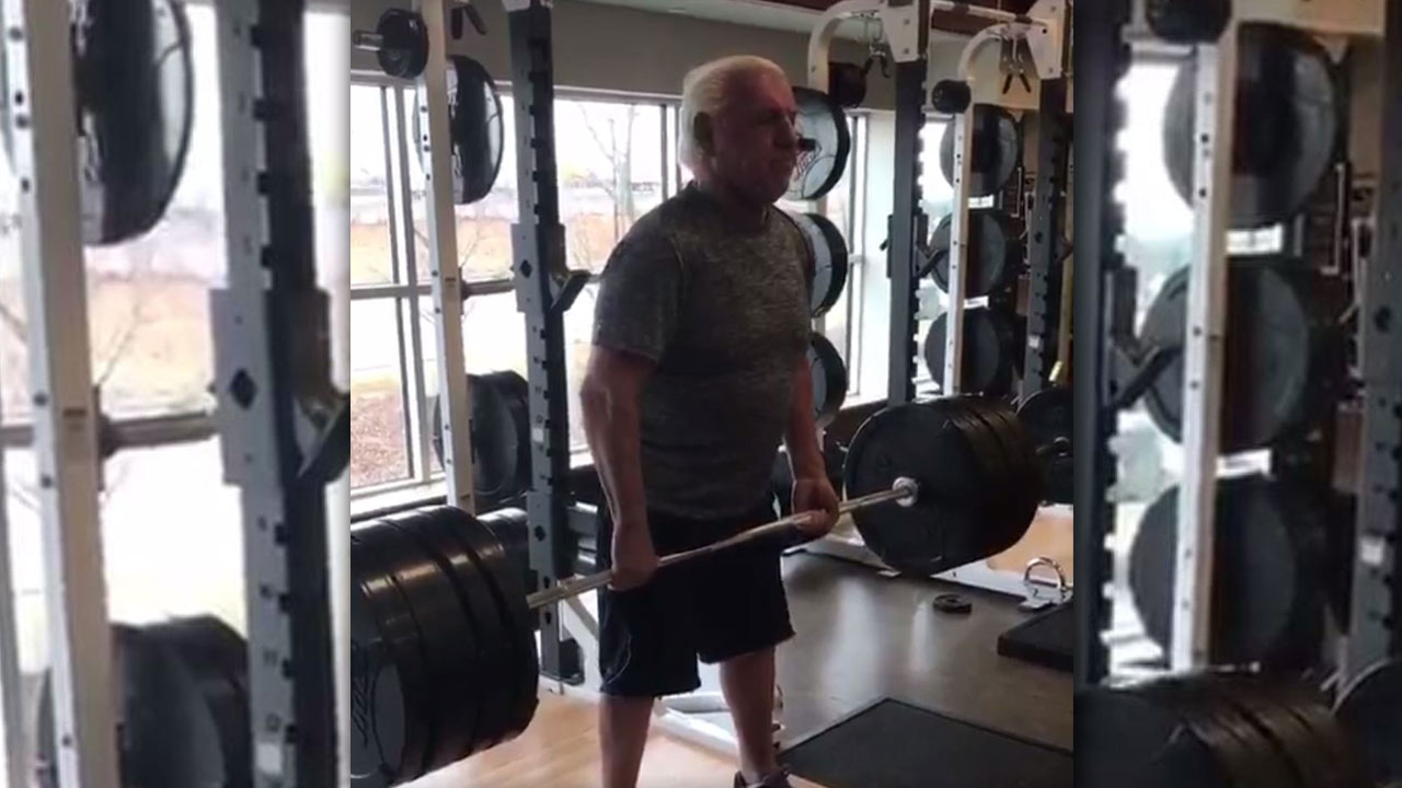 rick-flair-weightlifting_227564