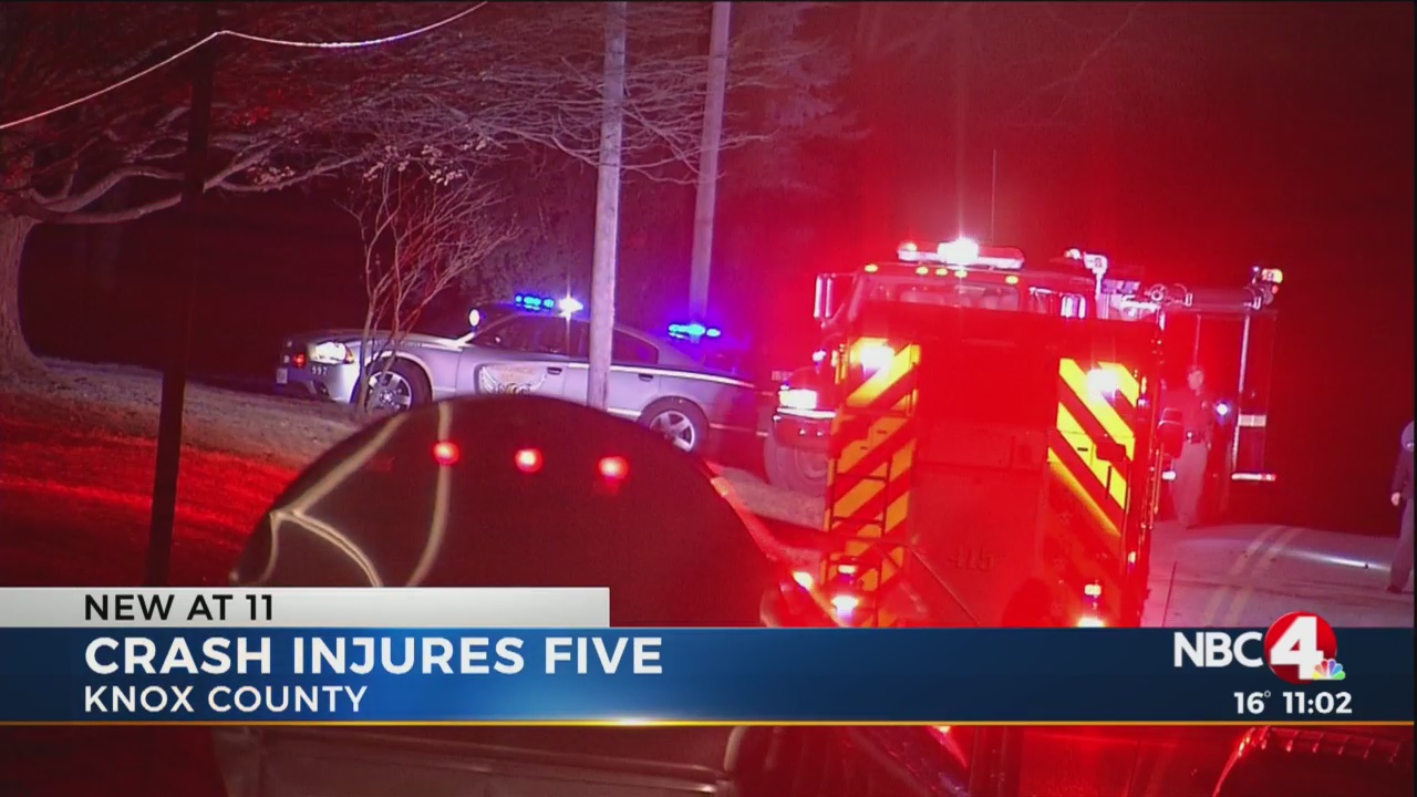 Five injured in Knox County crash