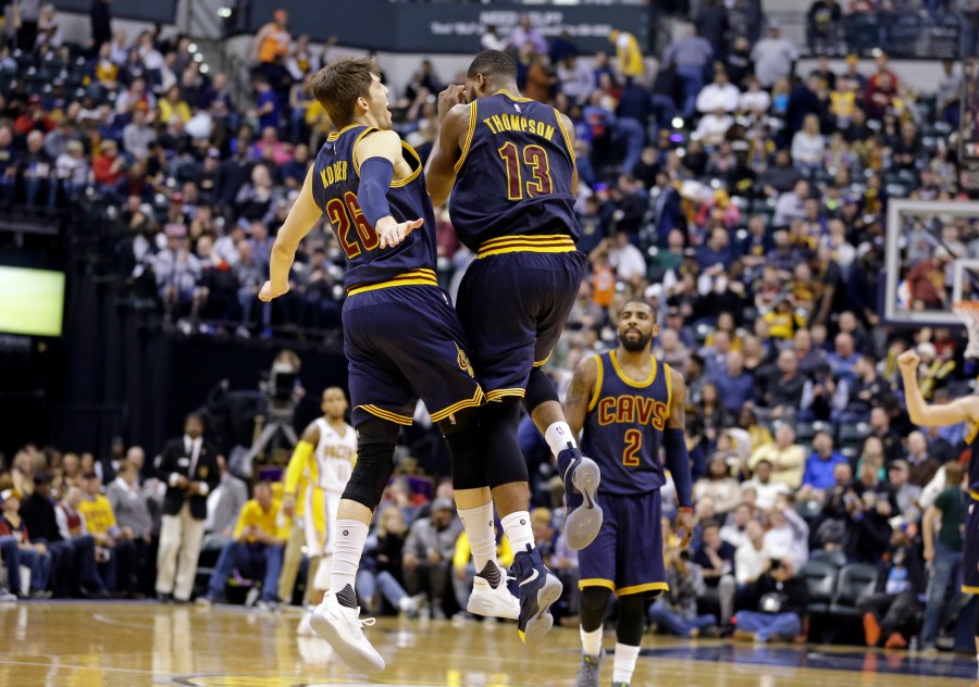 Kyle Korver, Tristan Thompson_247510
