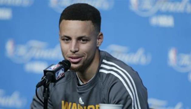 curry-trump_247641