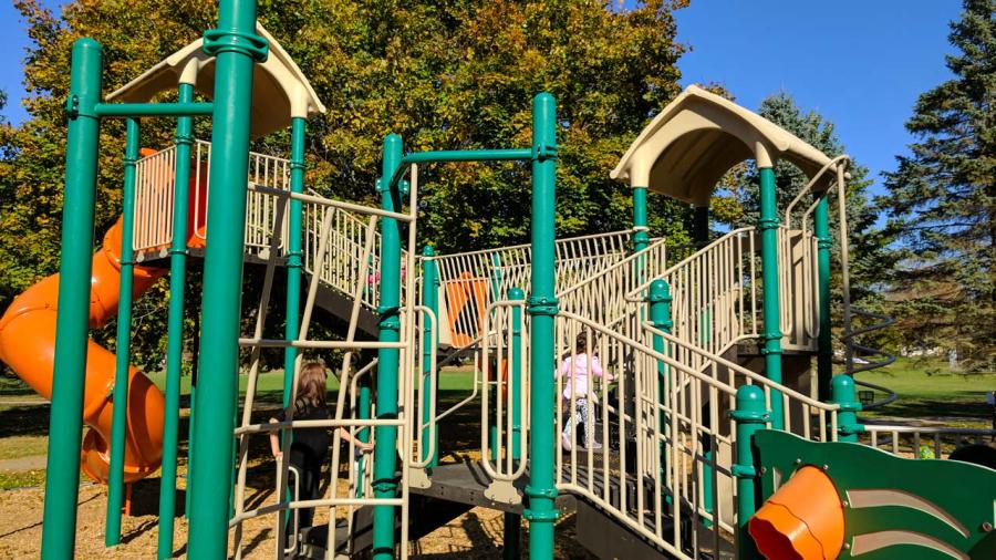 generic-playground-park_224927
