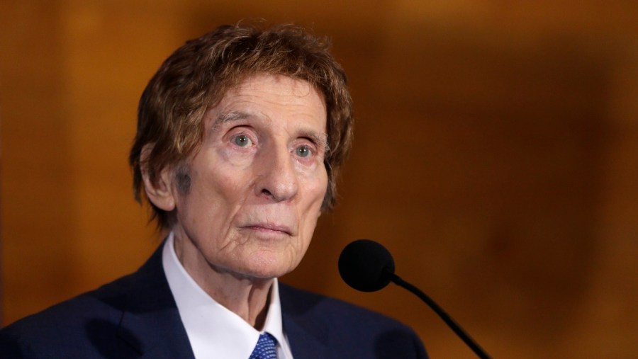 Mike Ilitch_249067