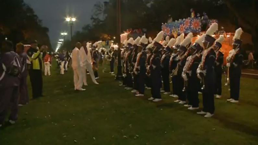 parade-1_253483
