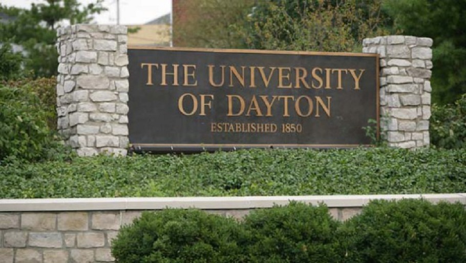 udayton_sign_2496x1664_03122012_251846