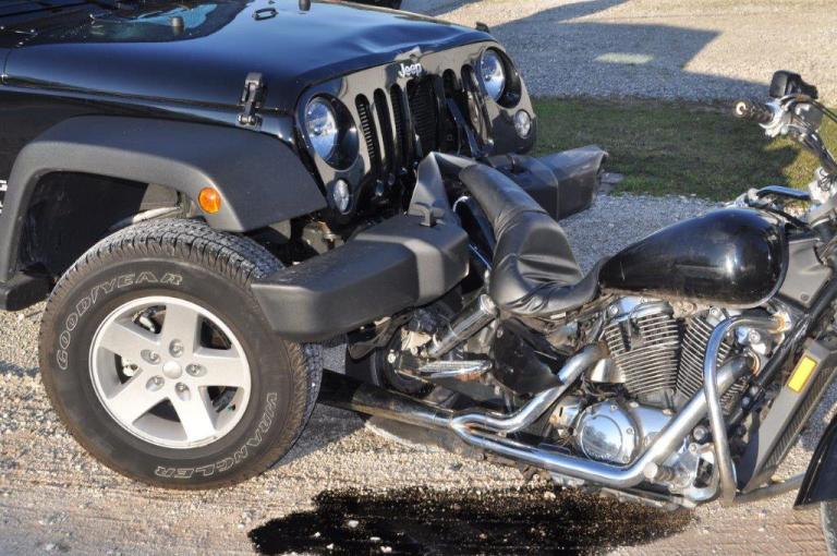 bike-in-bumper_269570