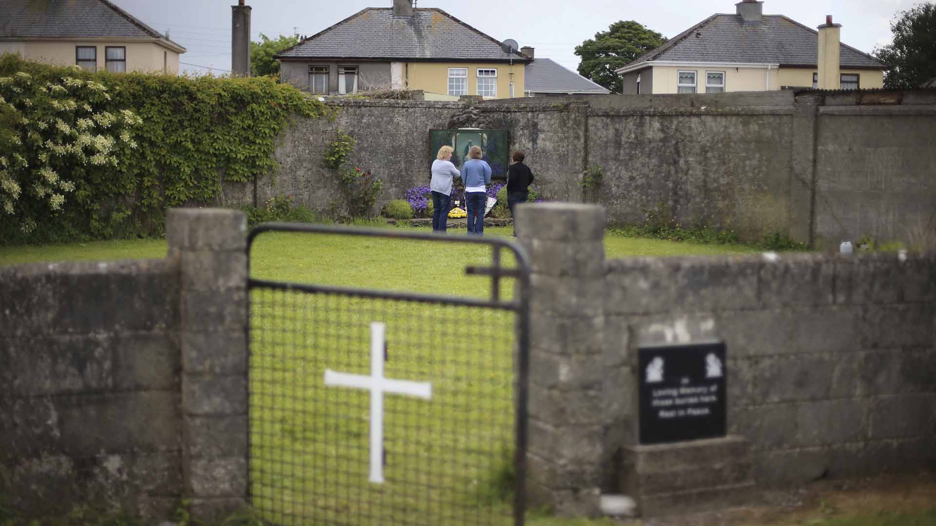Ireland Mass Grave_261846