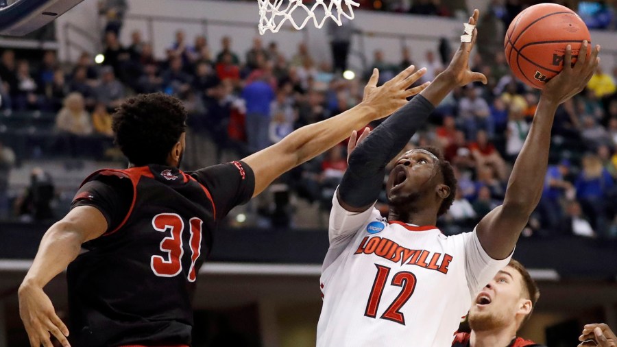 Jackson St Louisville Basketball_270467