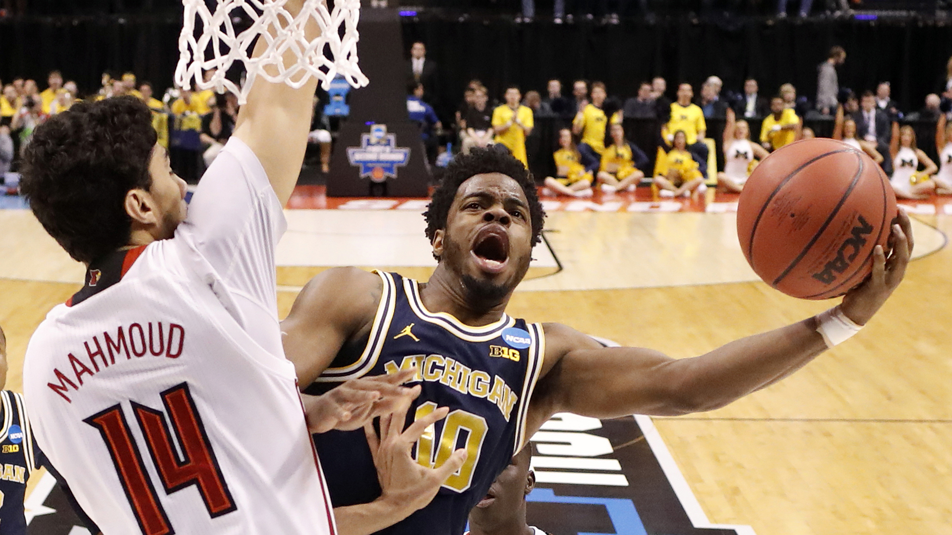 Michigan Louisville Basketball_271303