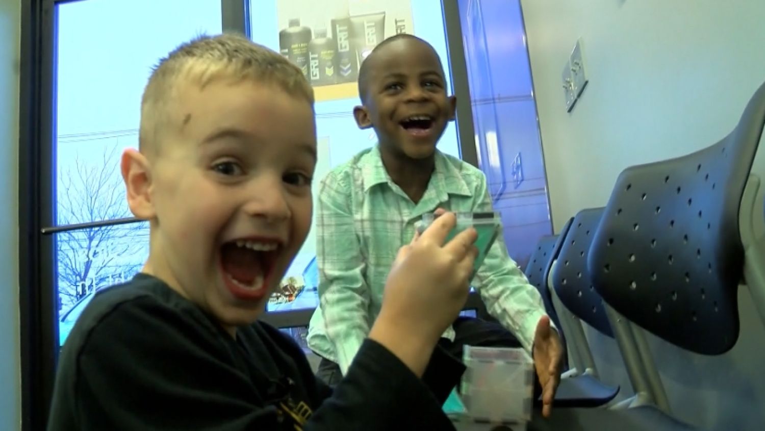 nc_viralhaircut0301_1500x845_260798