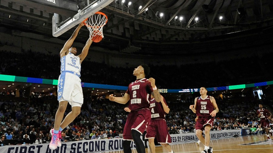 Tony Bradley,Zach Lofton_270539