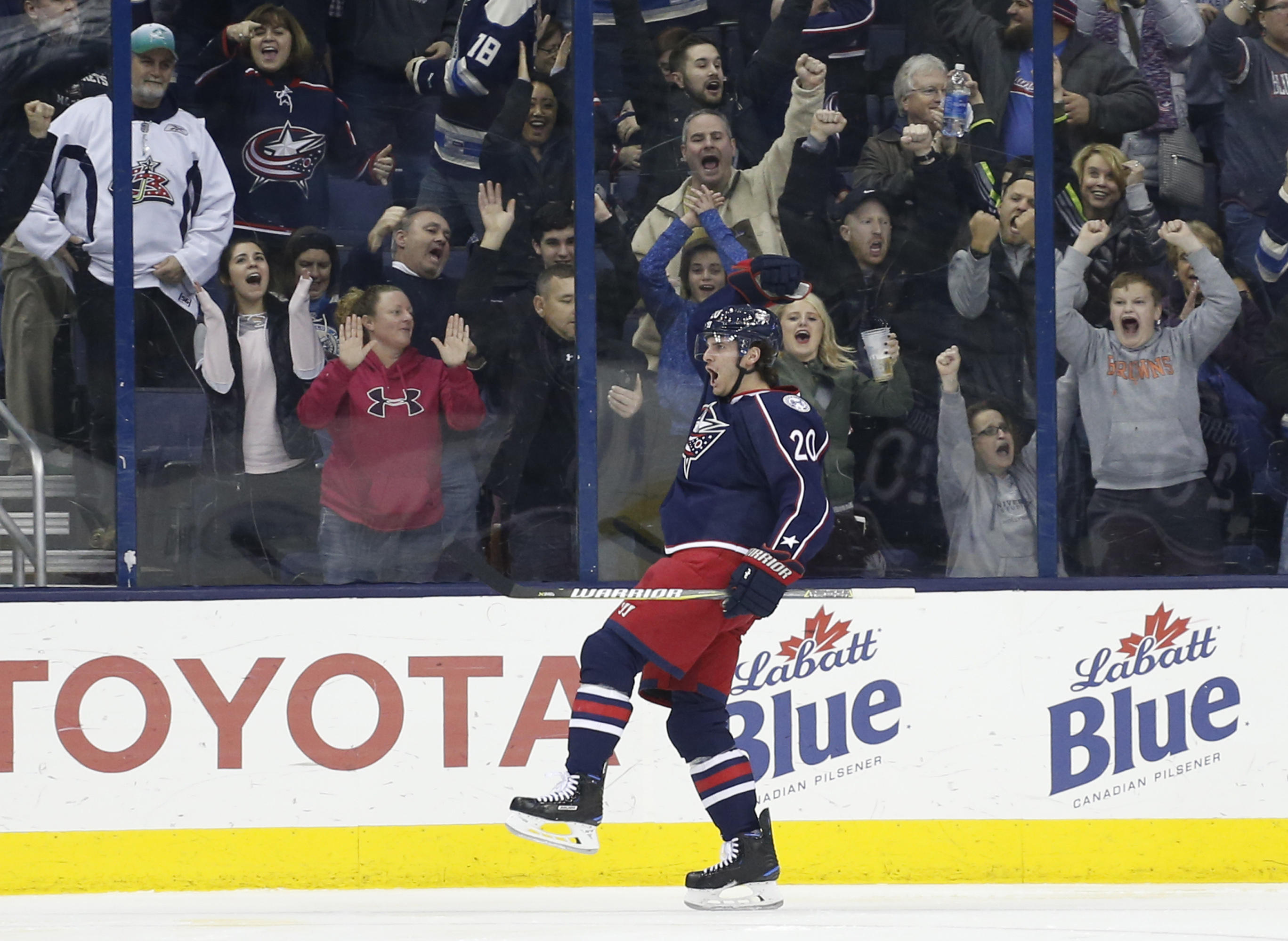 Brandon Saad_261396