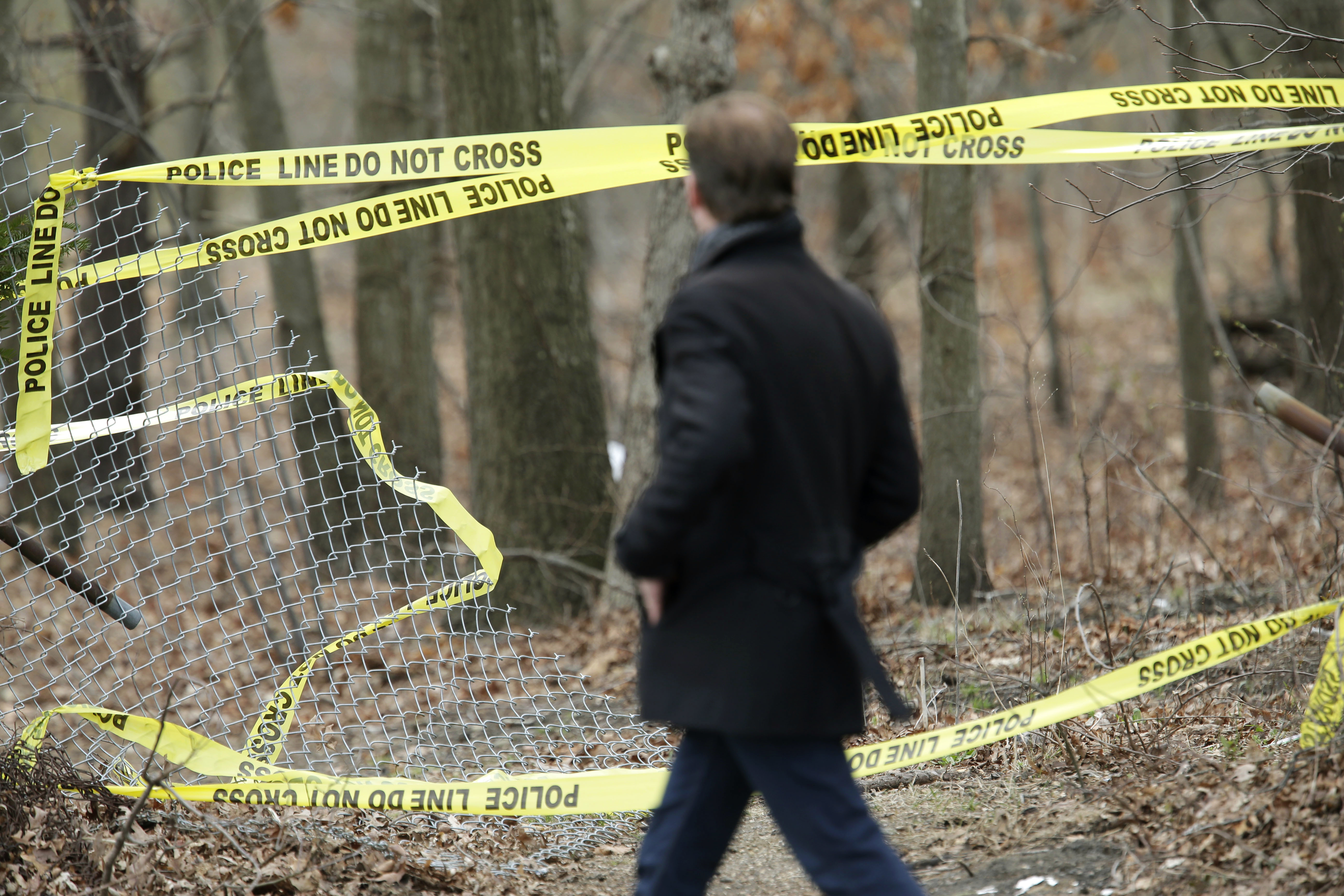 Bodies In Park_286208