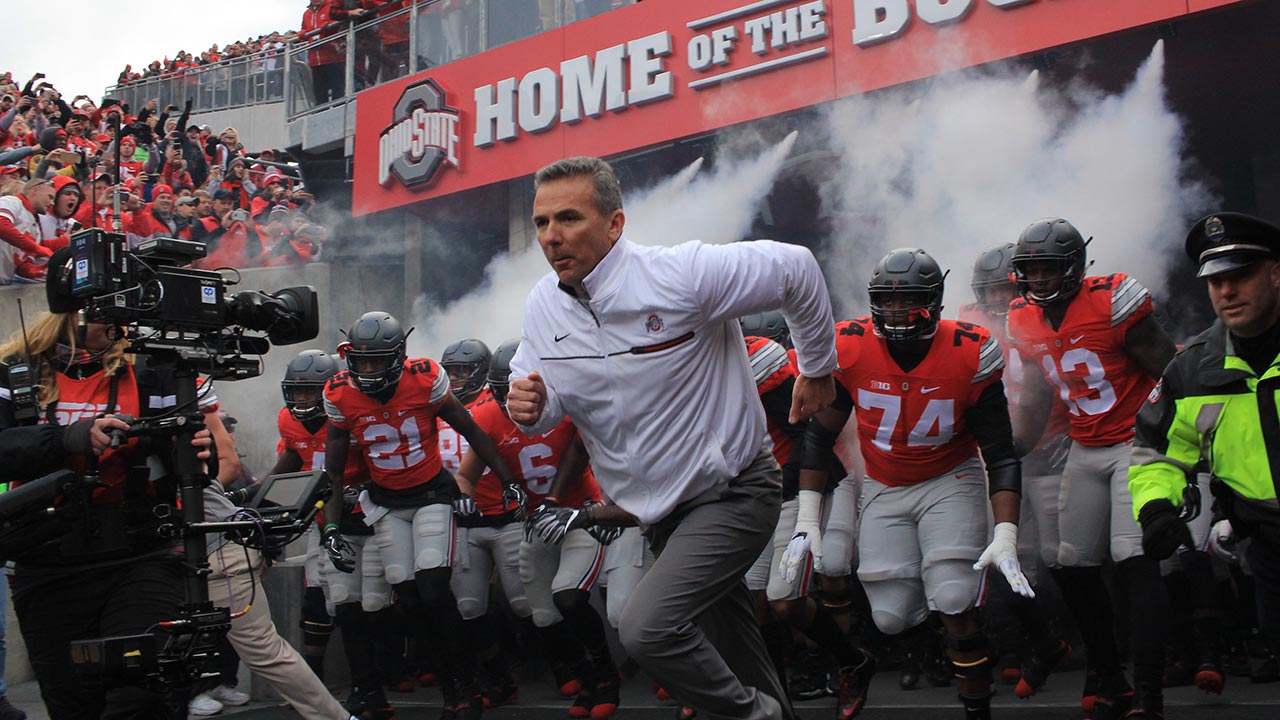 buckeyes-run-out_212604
