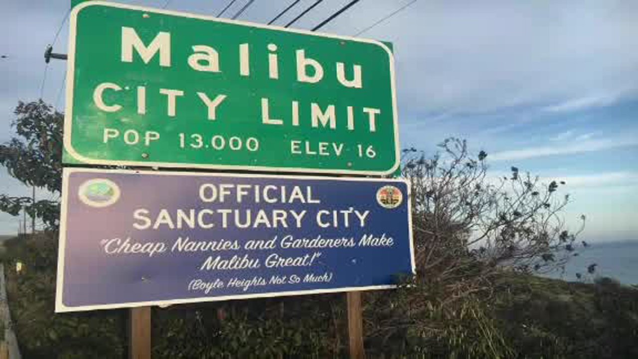 malibu sign_281698