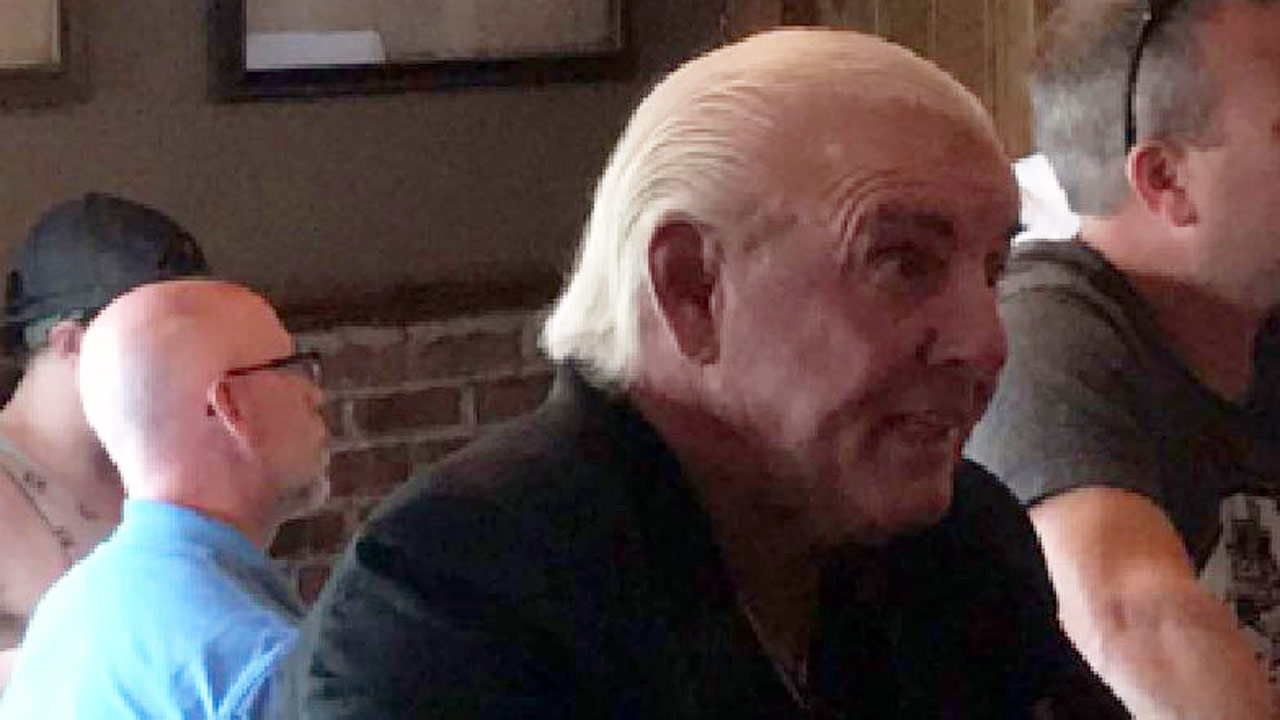 ric-flair-bar_284447