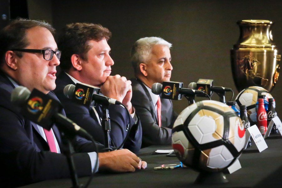 Victor Montagliani, Alejandro Dominguez, Sunil Gulati_283435